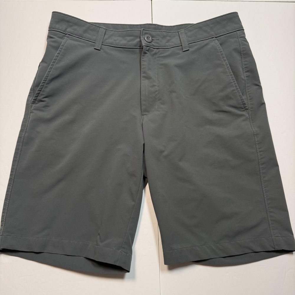Under Armour Shorts Mens 32 Gray Chino Golf Casual Flat Front Pockets Polyester